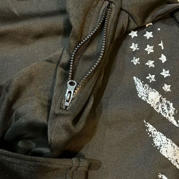 Flag design men’s zip neck black pullover zip up neck open hem size Large - Picture 11 of 11